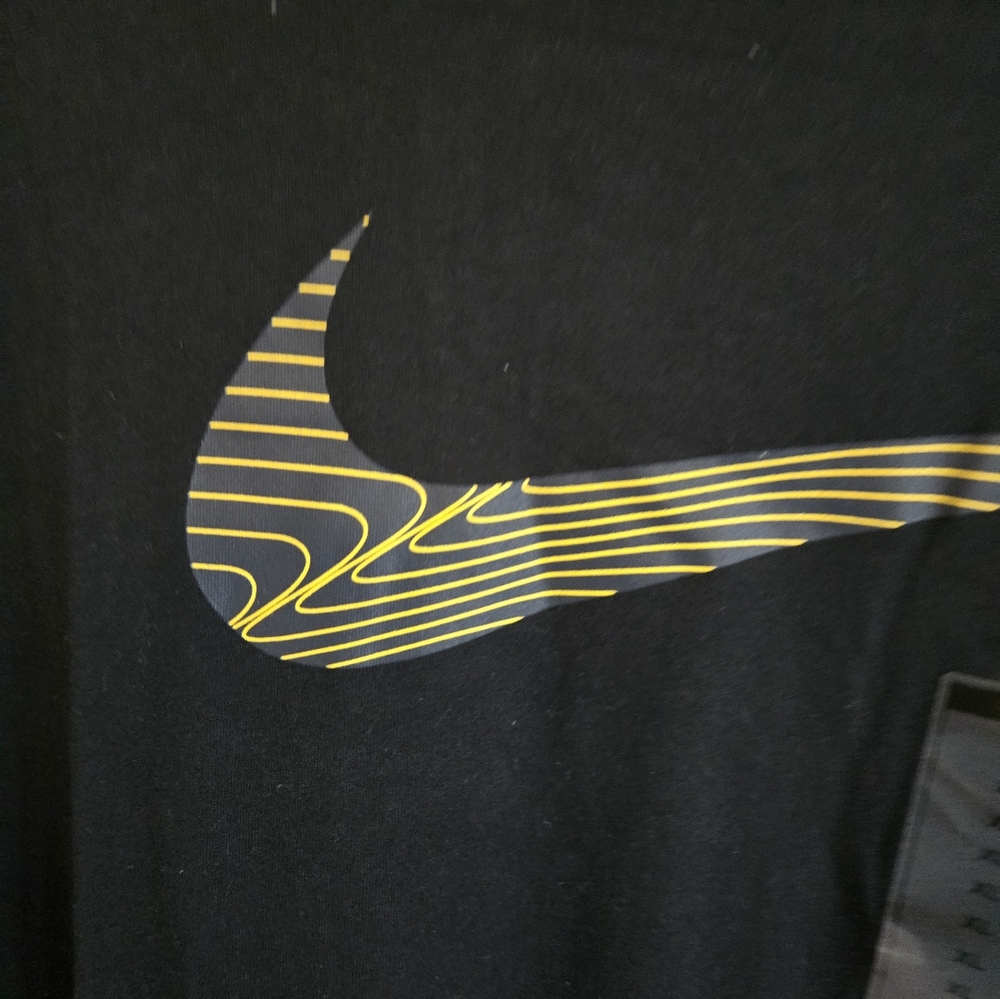 💣NWT mens Nike Swoosh cotton Tee - Picture 2 of 6